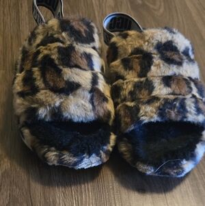 UGG Leopard Print Kids Sandals Size 13